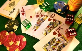 Suasana pertandingan sepak bola yang seru di layar perangkat mobile, favorit pengguna Indonesia